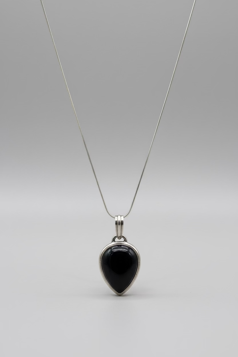 Black Onyx Teardrop Pendant – Silver Gemstone Statement Jewelry