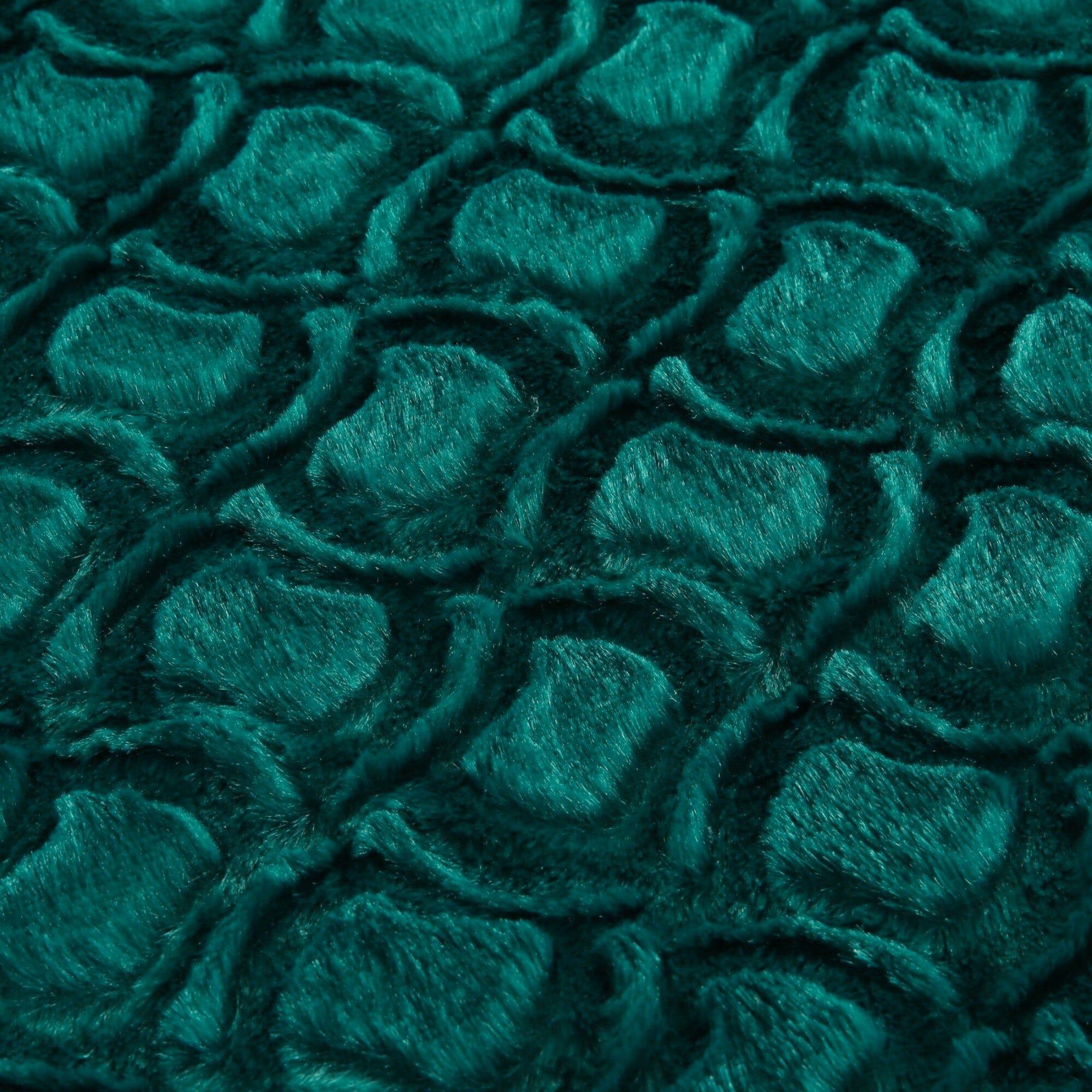 DaDa Bedding Mermaid Scale Emerald Green & Teal Faux Fur Sherpa Throw Blanket
