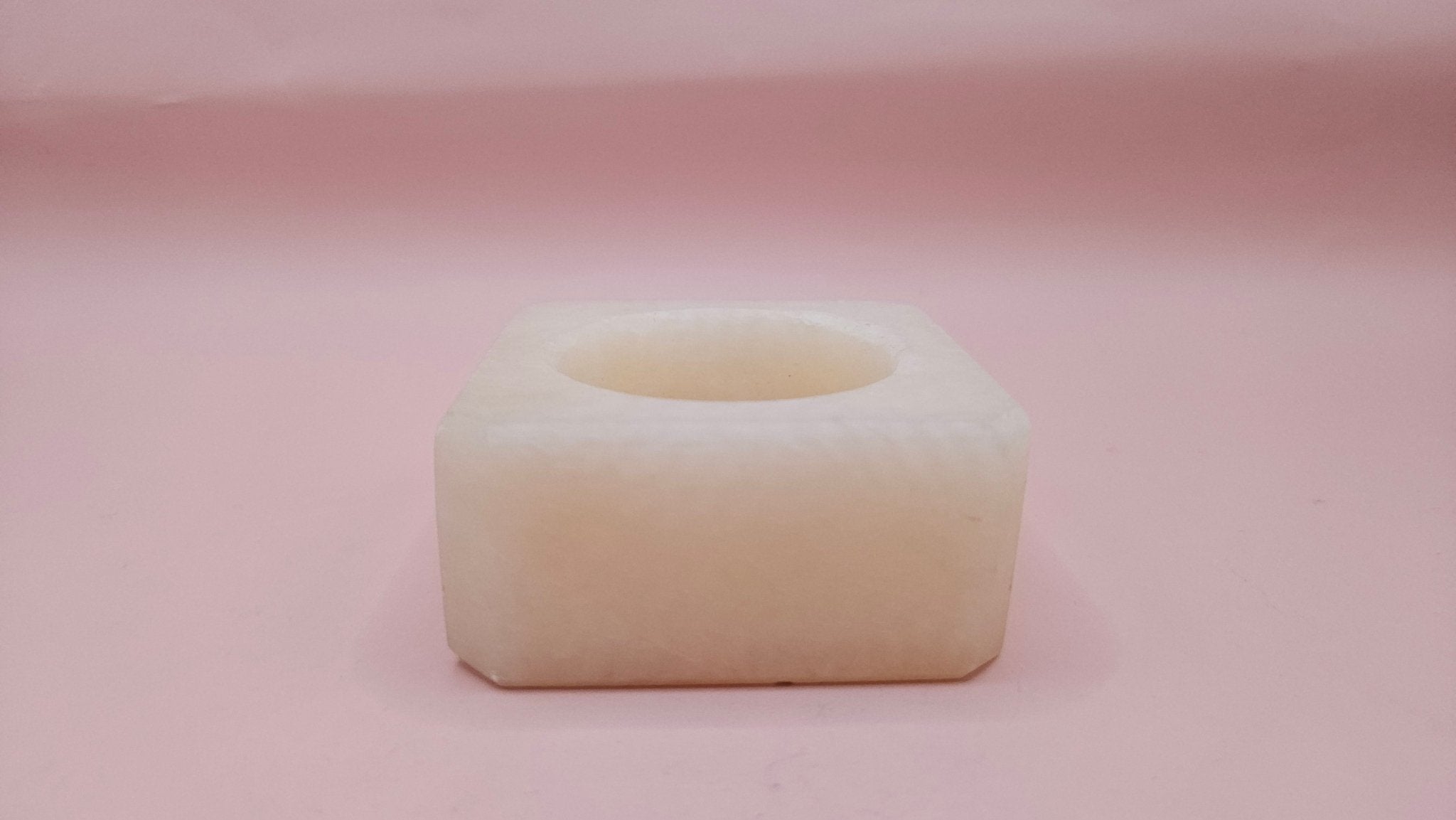 Ivory Onyx Tealight Holder – 2.4x1.1"