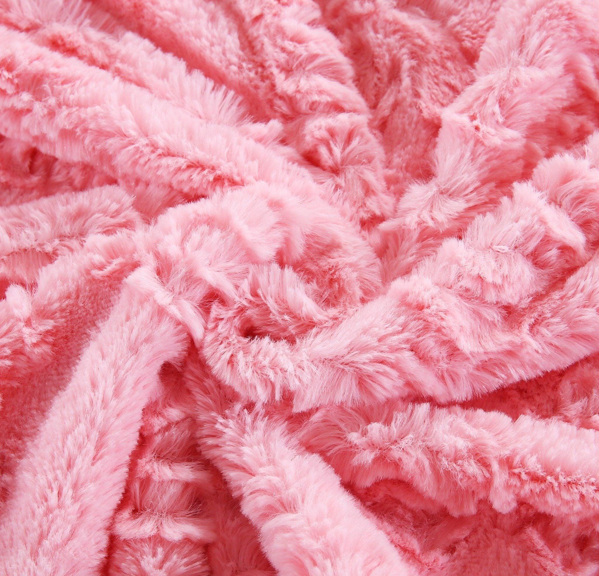 DaDa Bedding Rose Buds Blushing Pink Faux Fur Sherpa Throw Blanket