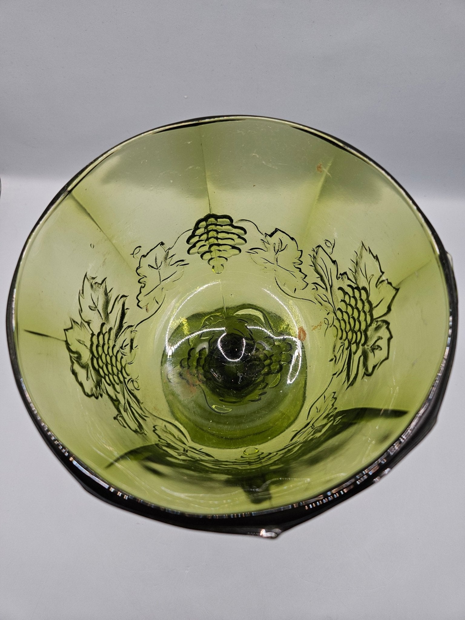 Vintage Colony Glass Harvest Green Grape Panel Footed Planter Vase